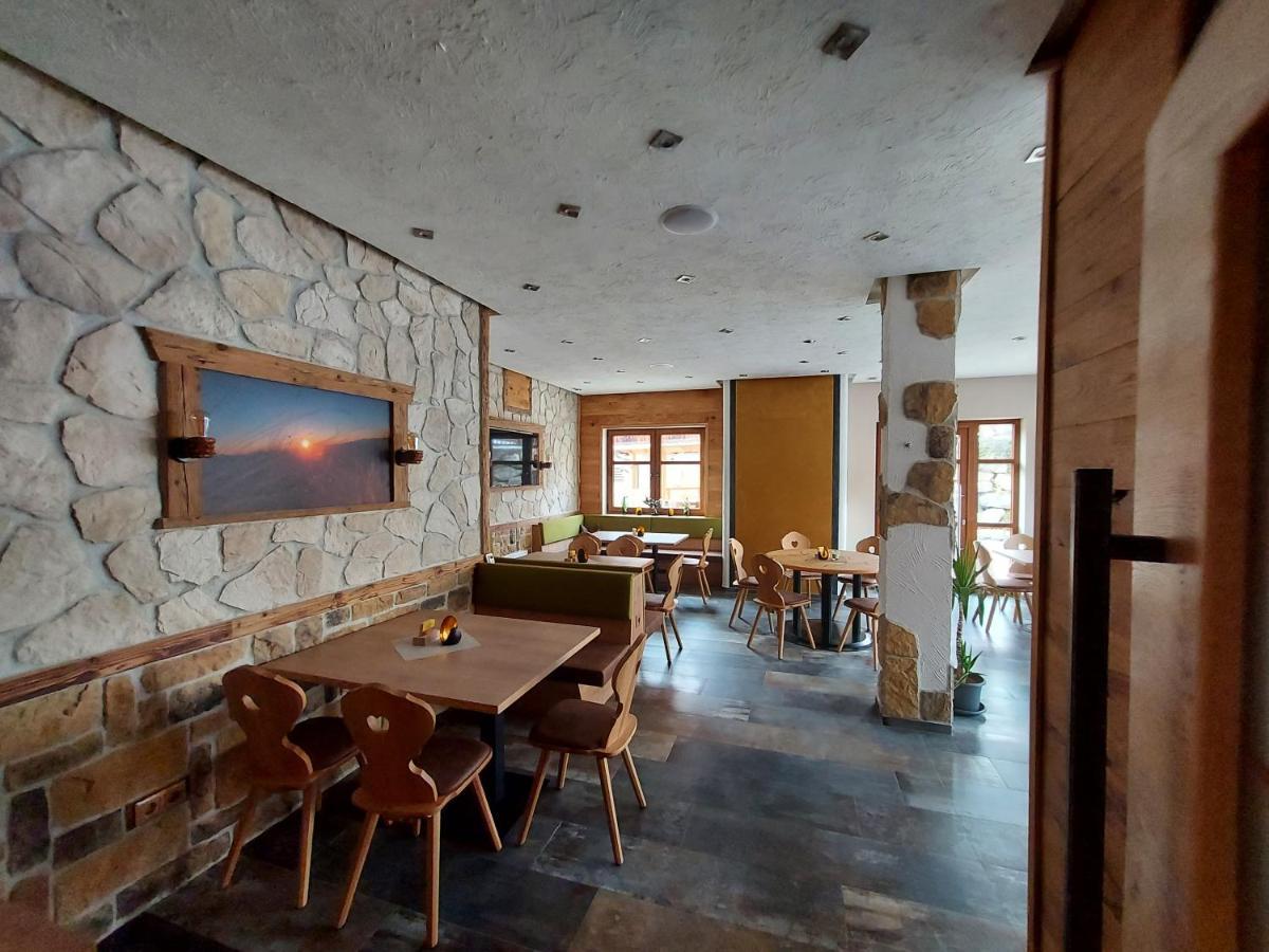Gasthof Zentral Feistritz an der Drau ภายนอก รูปภาพ